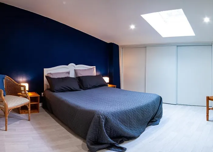 Maison De Campagne Rions